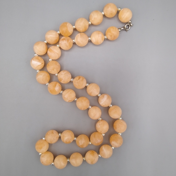 Coral Colored Marbled Gold Bead Necklace - Picture 13 of 14